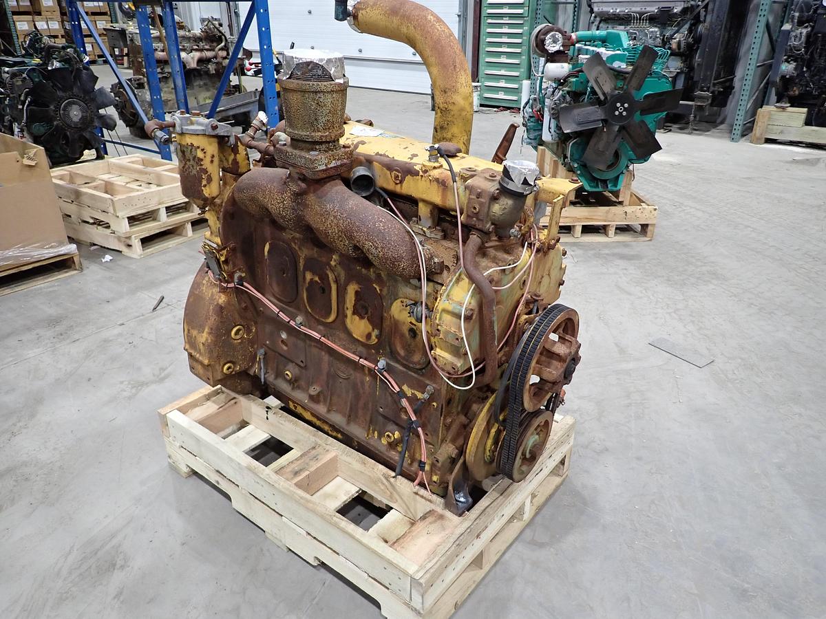 Used Detroit Diesel 4-71 Engine RIGHT HAND EXHAUST 1043-5100