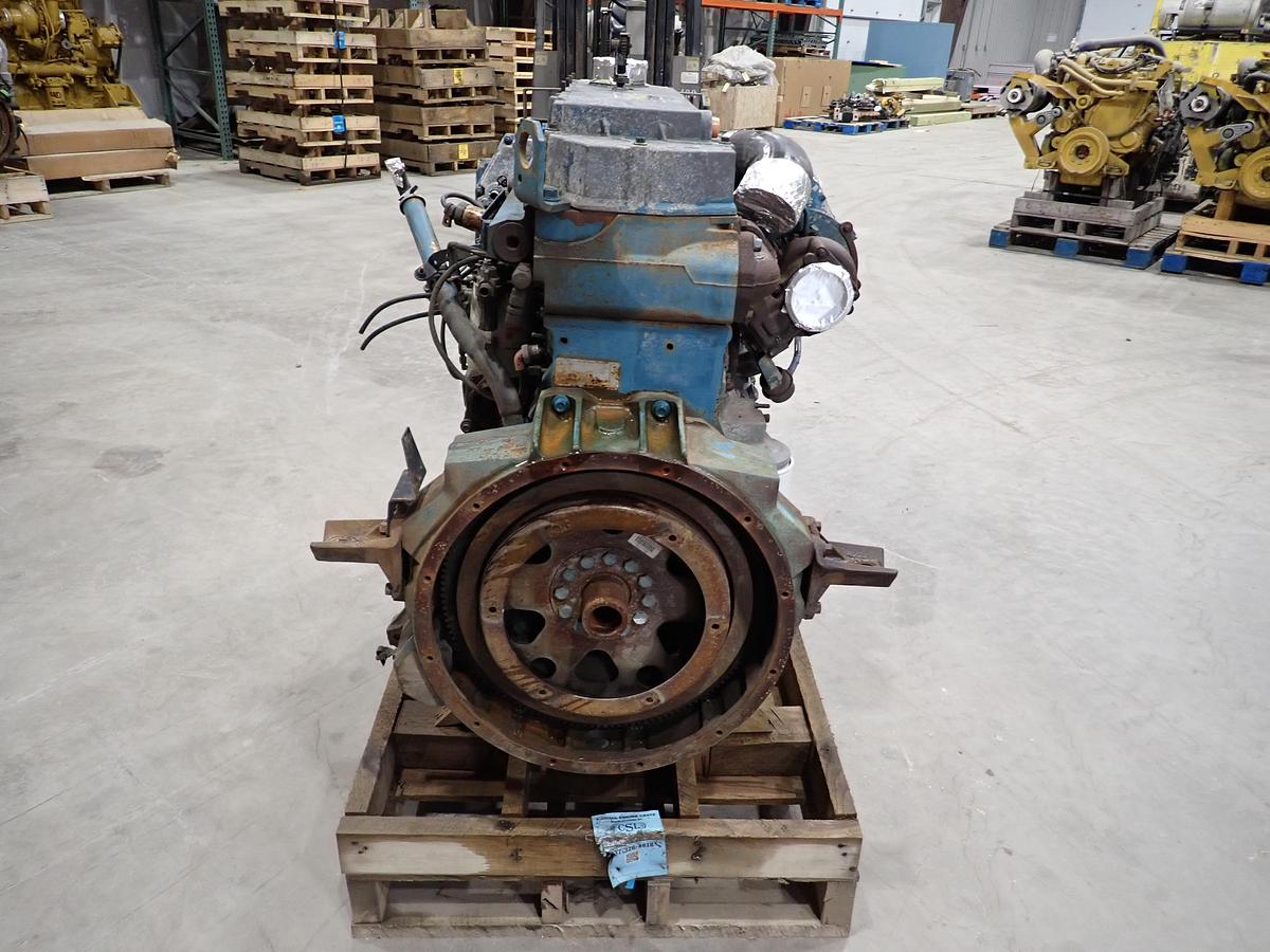 Used 2000 International DT466E 190 HP Truck Engine