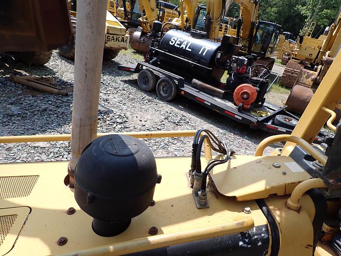 Used 2005 CAT D5G LGP
