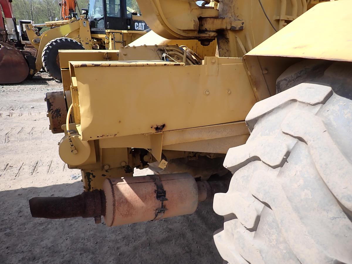 Used 1979 CAT 613B 5000 Gallon Water Wagon