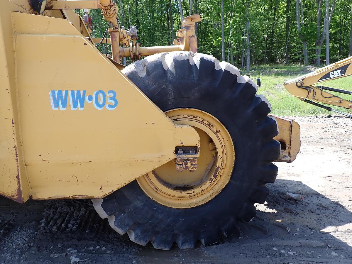 Used CAT 623B 8000 Gallon Water Wagon