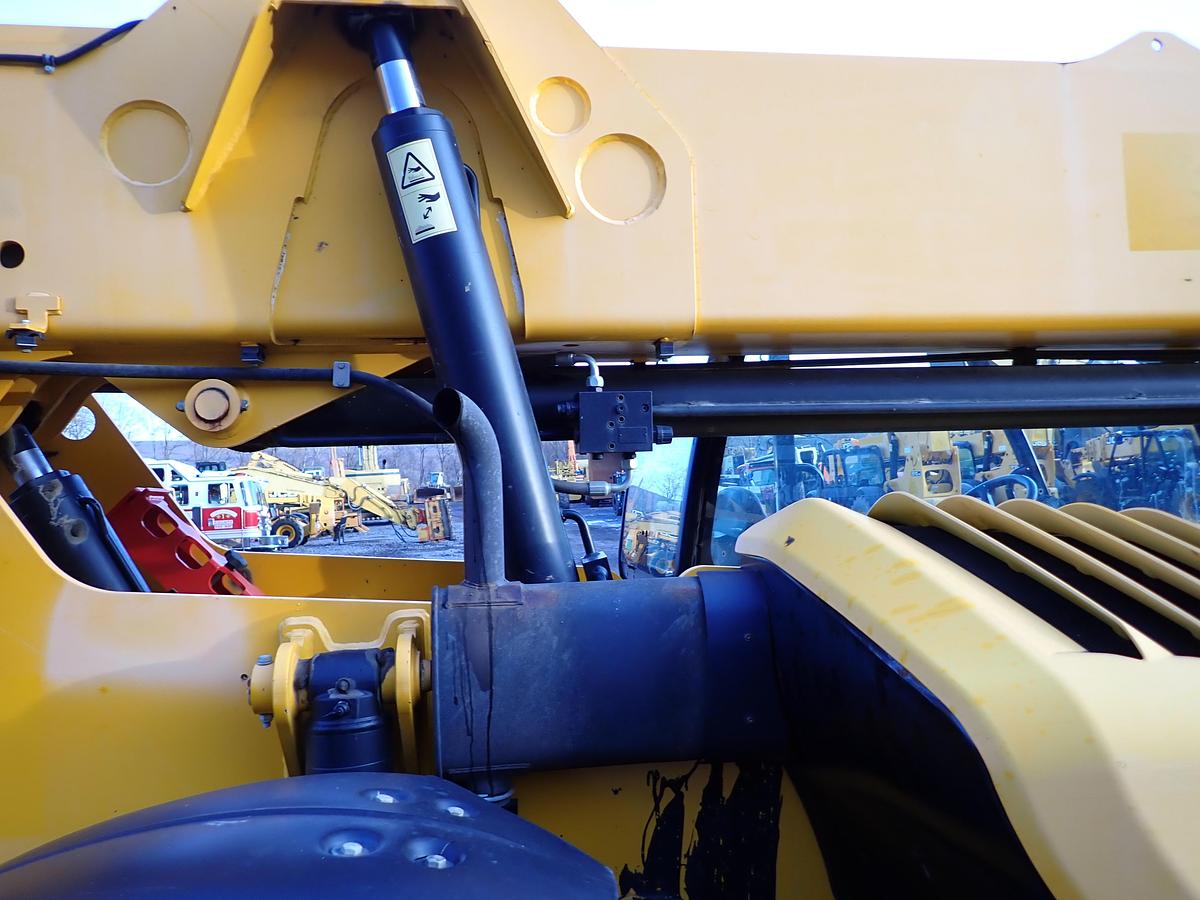 Used 2019 JCB 510-56 10K Telehandler 3200 HOURS