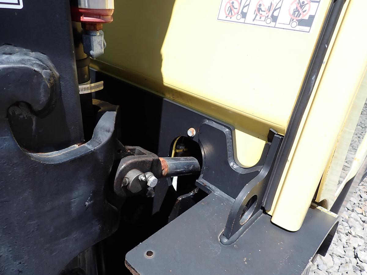 Used 2015 Hyster H80FT Diesel Forklift LOW HOURS! POSITIONERS!