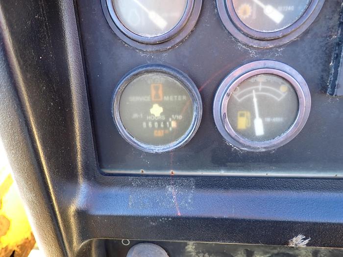 Used 1999 Caterpillar 561M