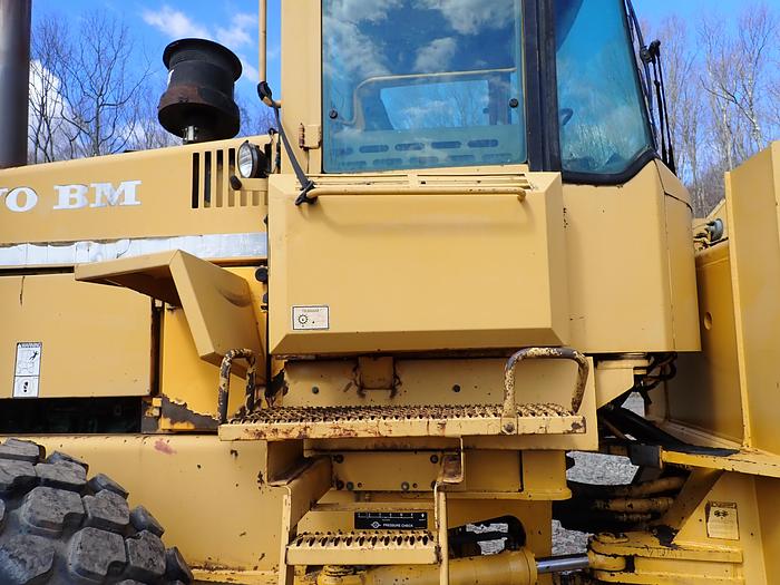 Used Volvo L150 Wheel Loader