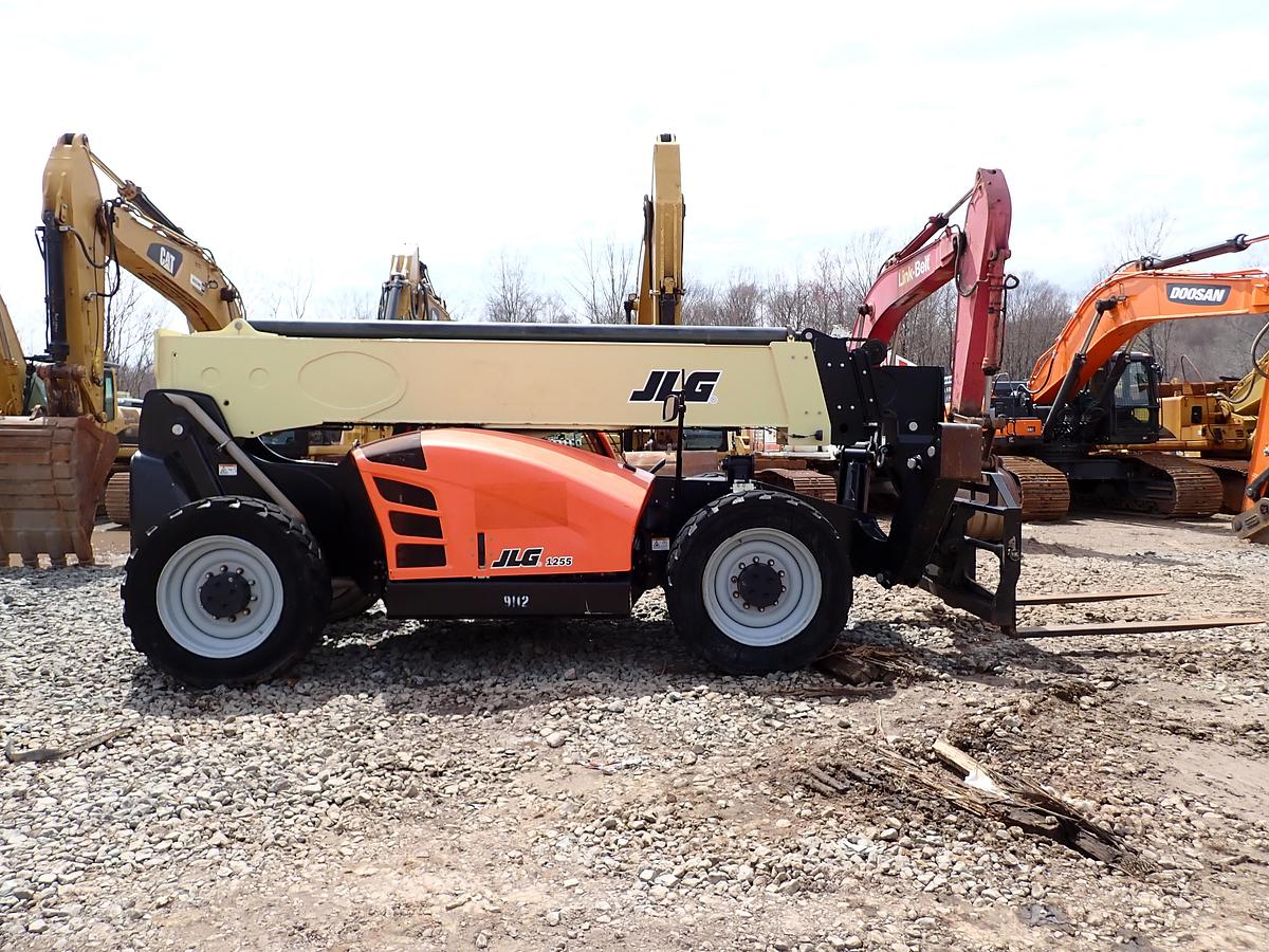 Used 2019 JLG 1255 12K Telehandler