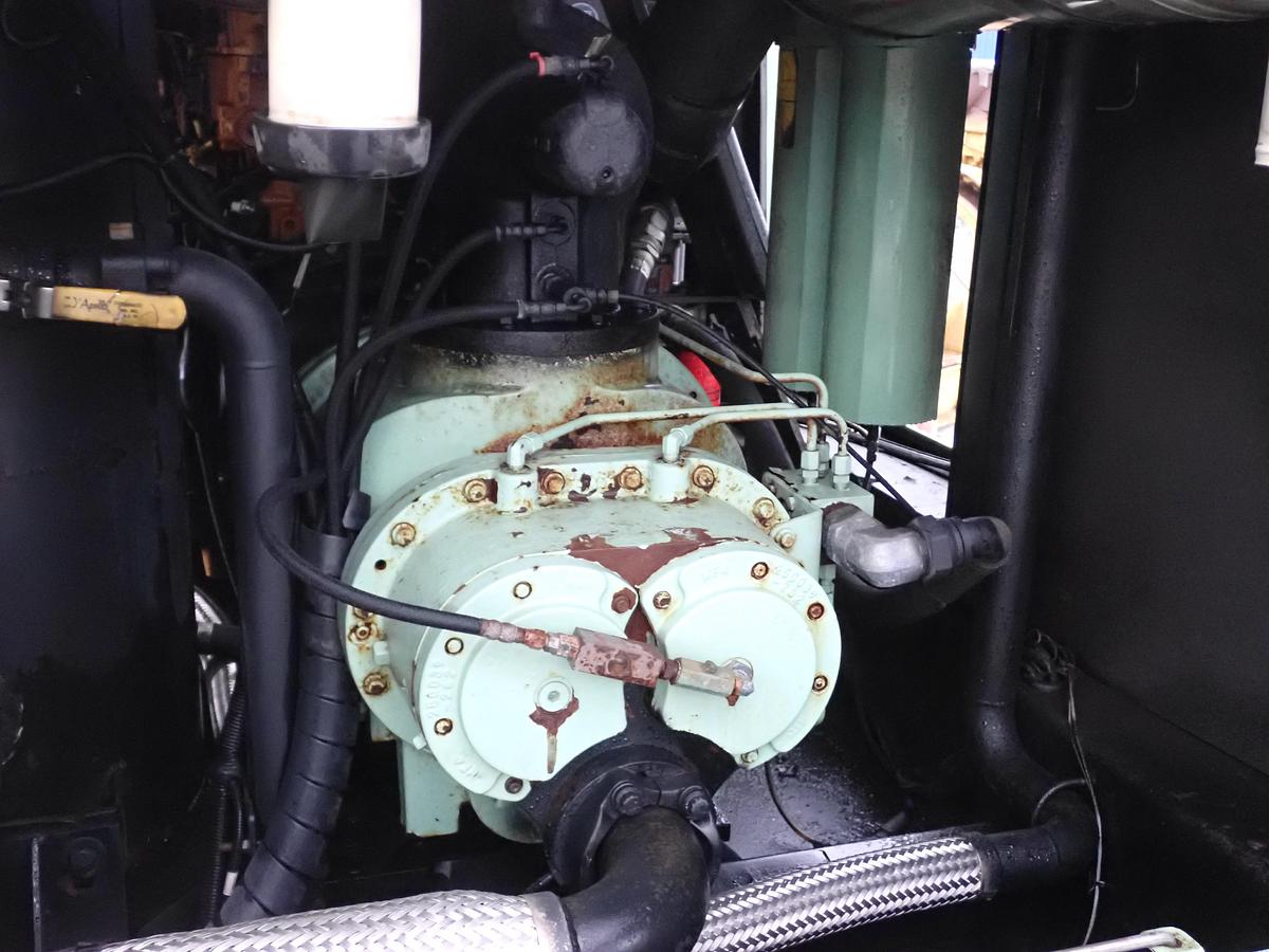 Used 2016 Sullair 900HAFDTQ 900 CFM Air Compressor