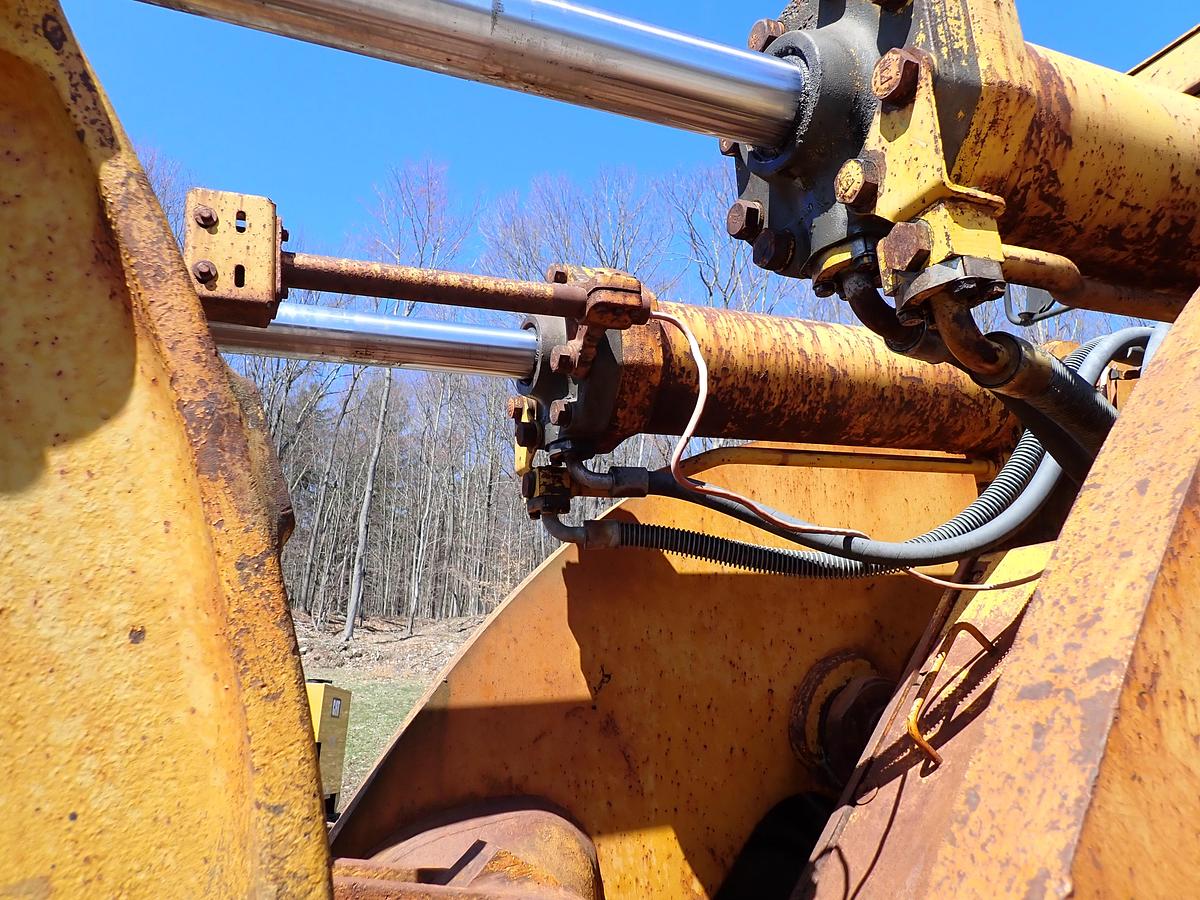 Used 1977 CAT 988B Wheel Loader