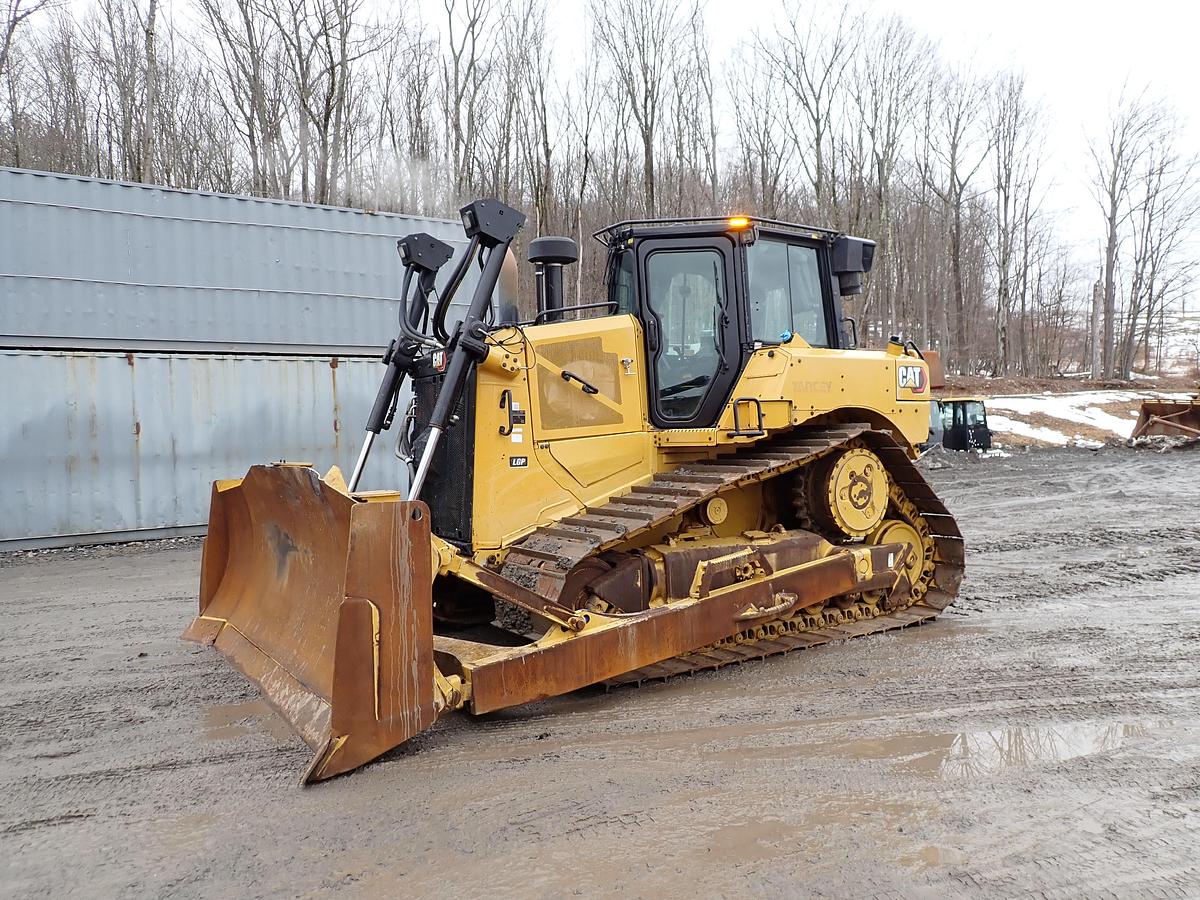 Used 2022 CAT D6 LGP Crawler Dozer 