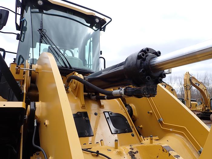 Used 2019 CAT 950M Wheel Loader