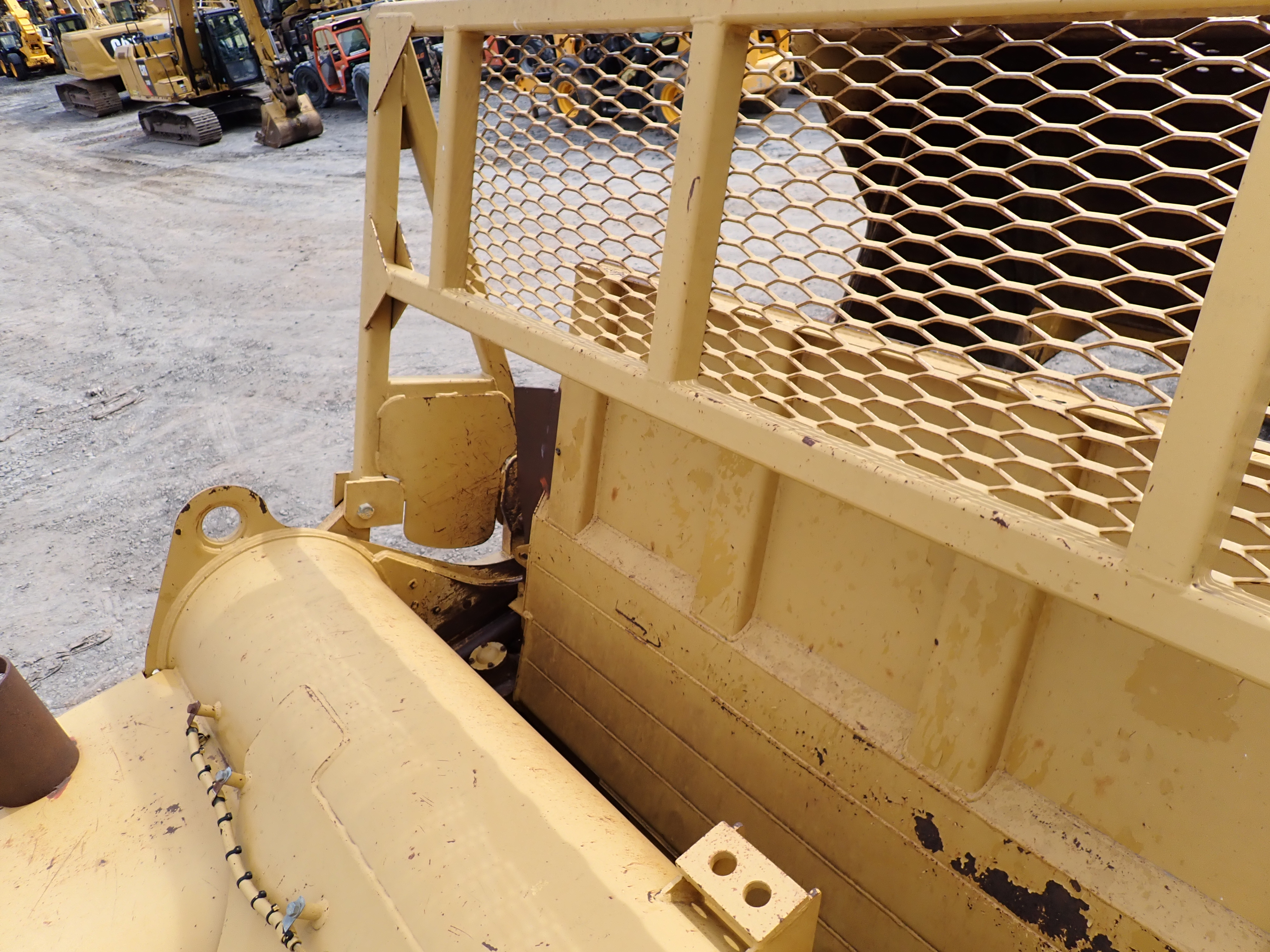 Used 2007 CAT 621G Motor Scraper