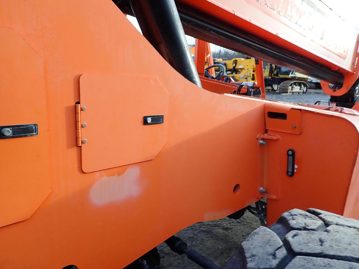 Used 2018 Skytrak 8042 8K Telehandler