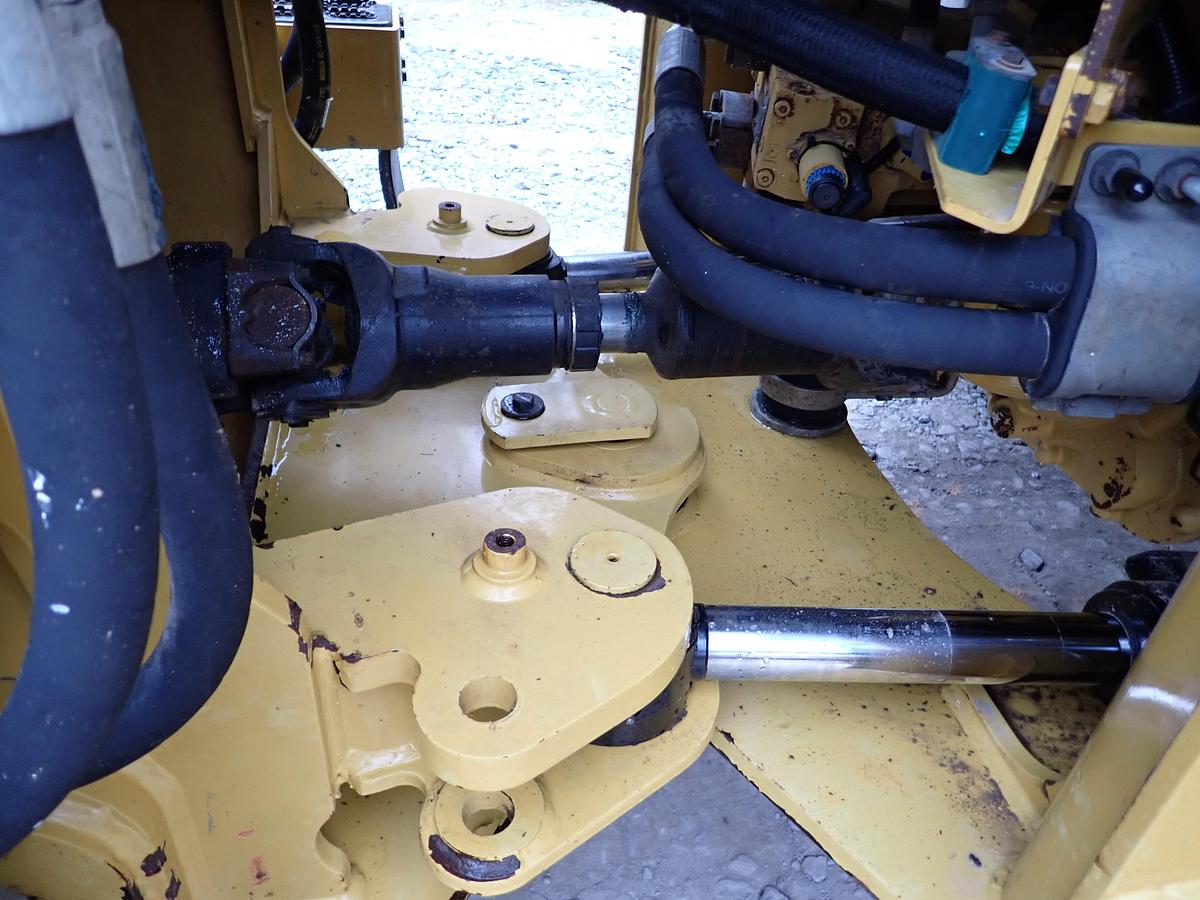 Used 2019 CAT 938M Wheel Loader