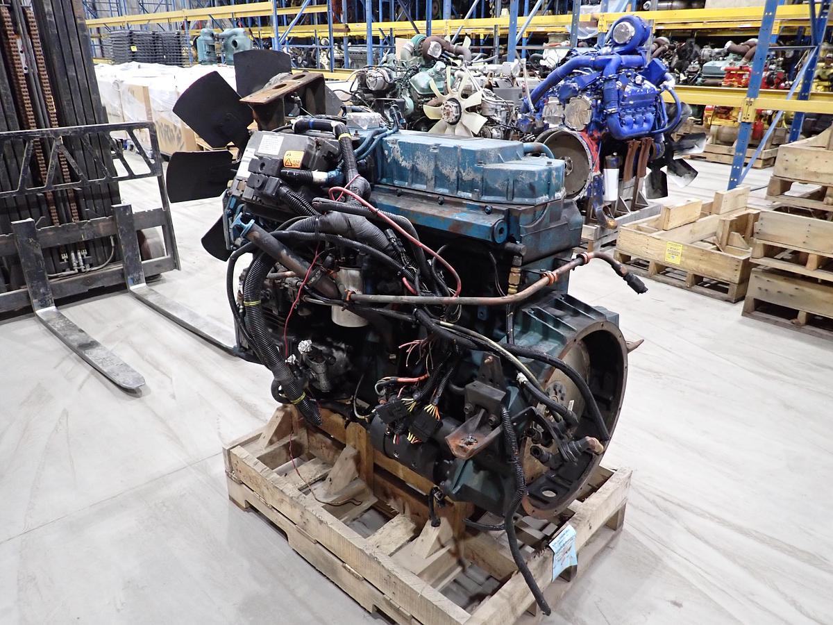Used 2000 International DT530E Diesel Engine LOW MILES!