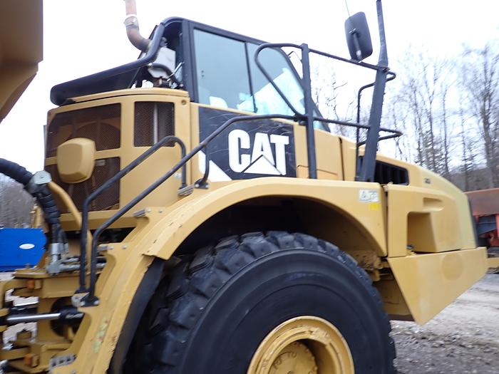 Used 2013 Caterpillar 740B Articulated Haul Truck w/ TAILGATE!
