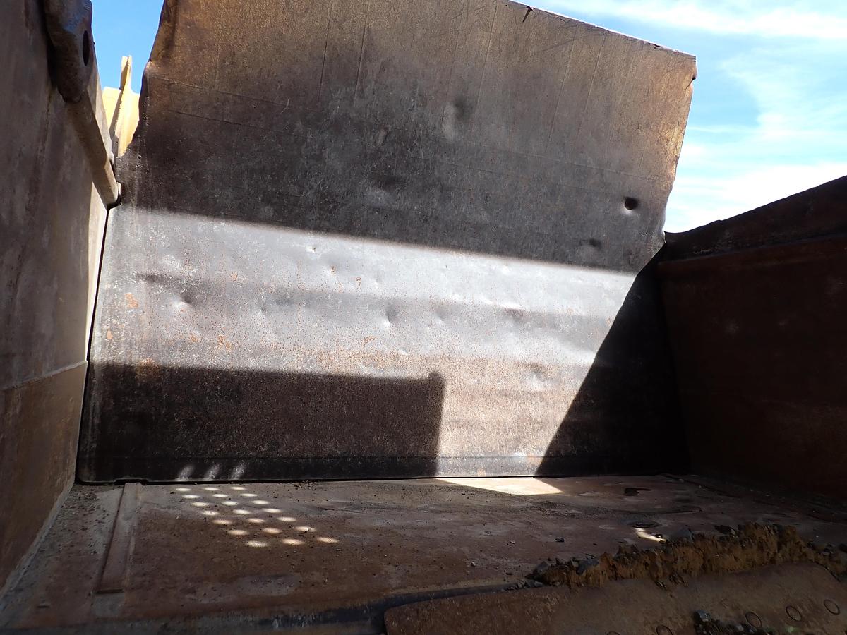Used 2004 CAT 621G Motor Scraper