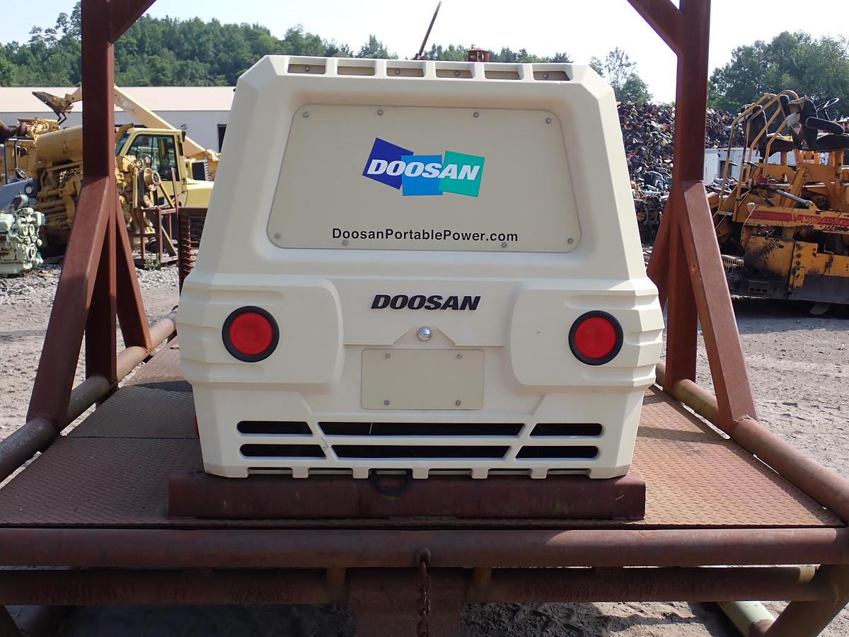 Used 2013 Doosan P185WJD-T4I 185 CFM Air Compressor 224 HOURS!