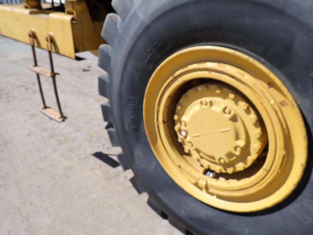 Used 1998 CAT 615C II Elevating Scraper