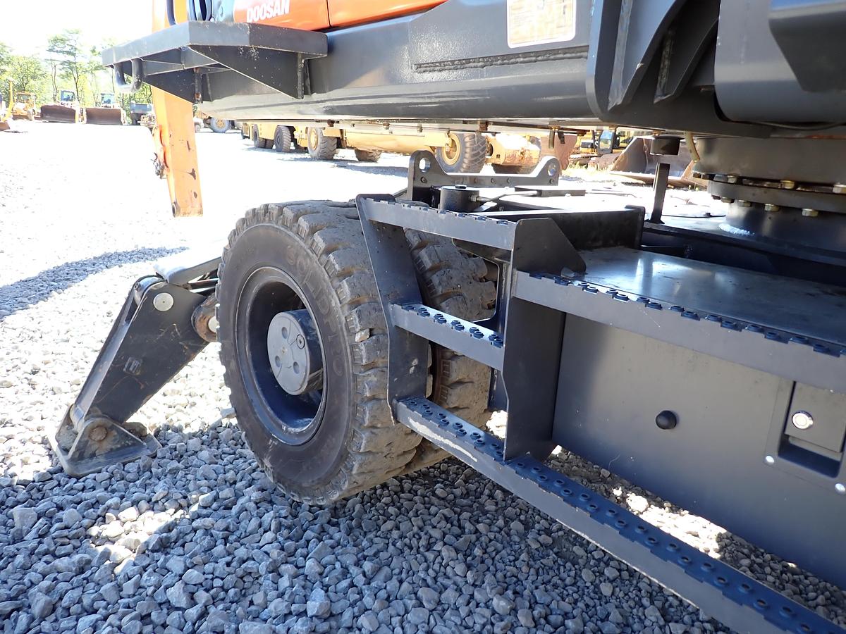 Used 2019 Doosan DX210WMH-5 Wheeled Excavator Material Handler