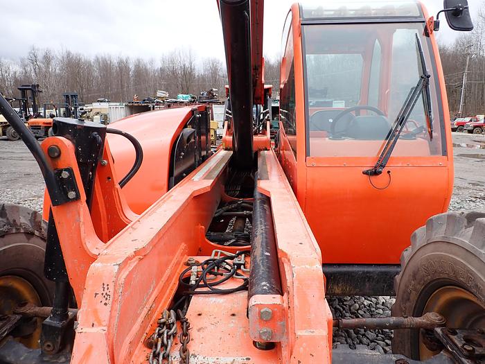 Used 2009 Lull 944E-42