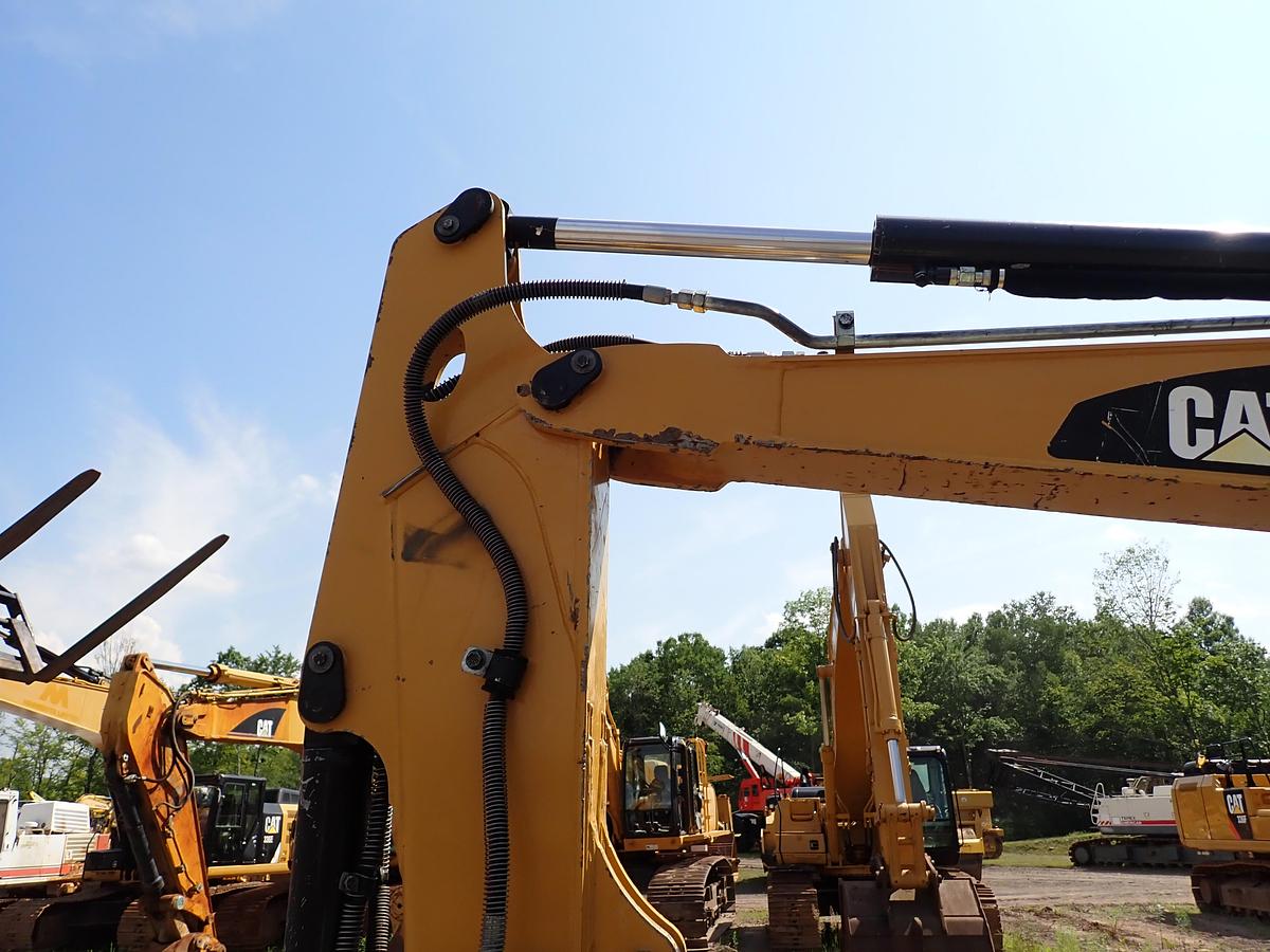 Used 2016 CAT 304E2 CR Mini Excavator HYDRAULIC THUMB!
