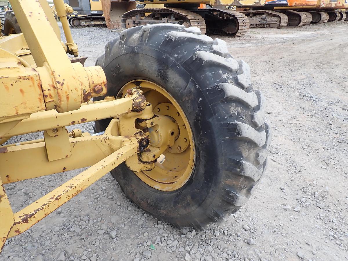 Used 1985 CAT 120G Motor Grader SUPER CLEAN