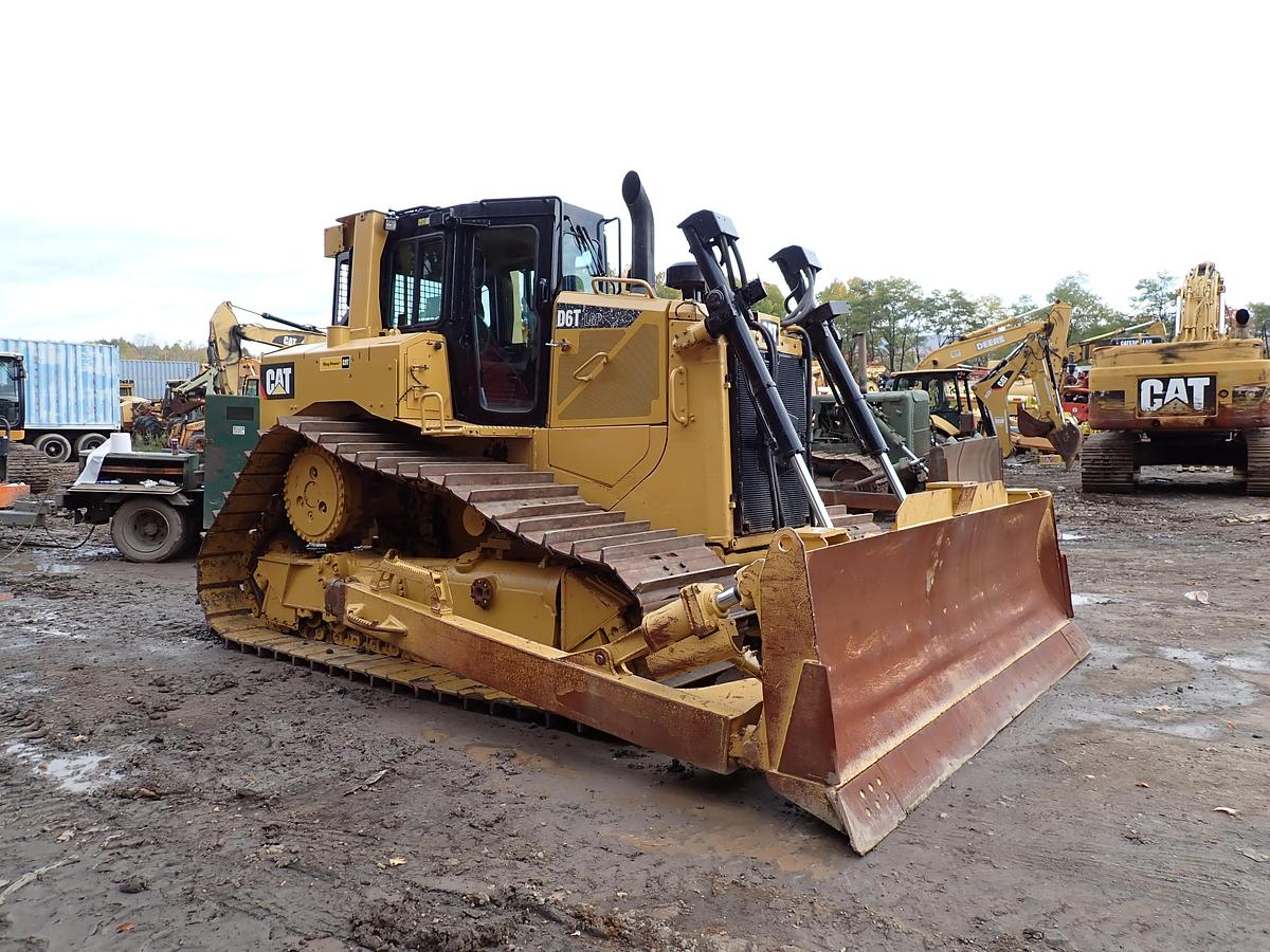 Used 2017 CAT D6T LGP Crawler Dozer w/ PACCAR Winch