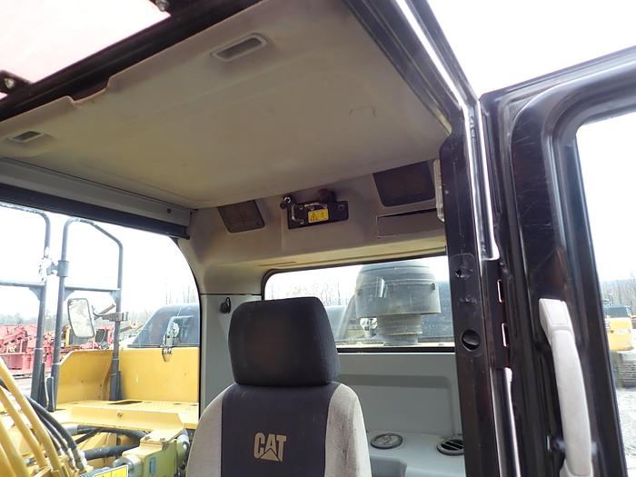 Used 2012 CAT 320EL