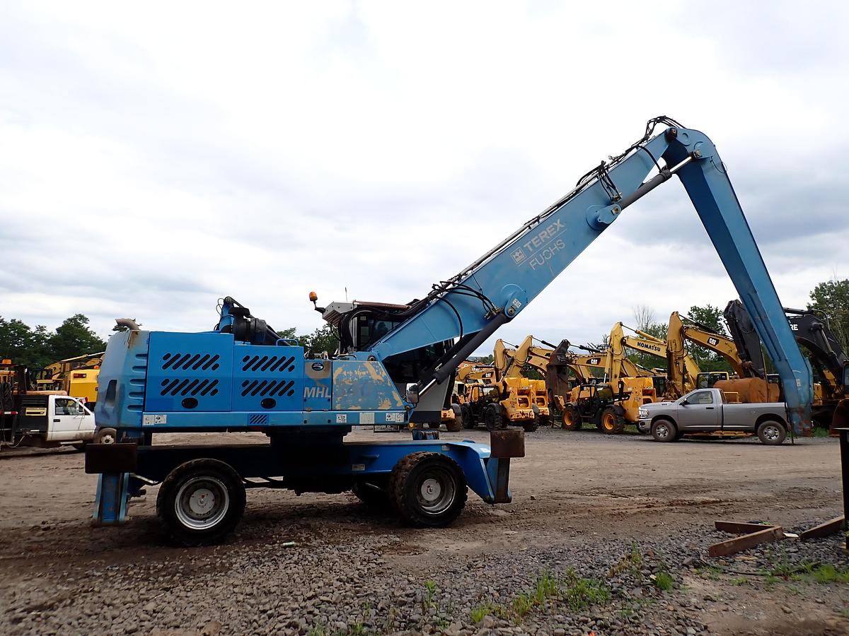 Used 2011 Fuchs MHL340 Wheeled Material Handler