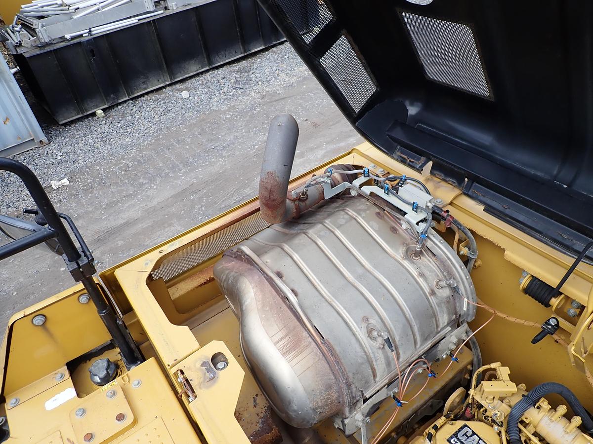 Used 2015 CAT 329FL Hydraulic Excavator 