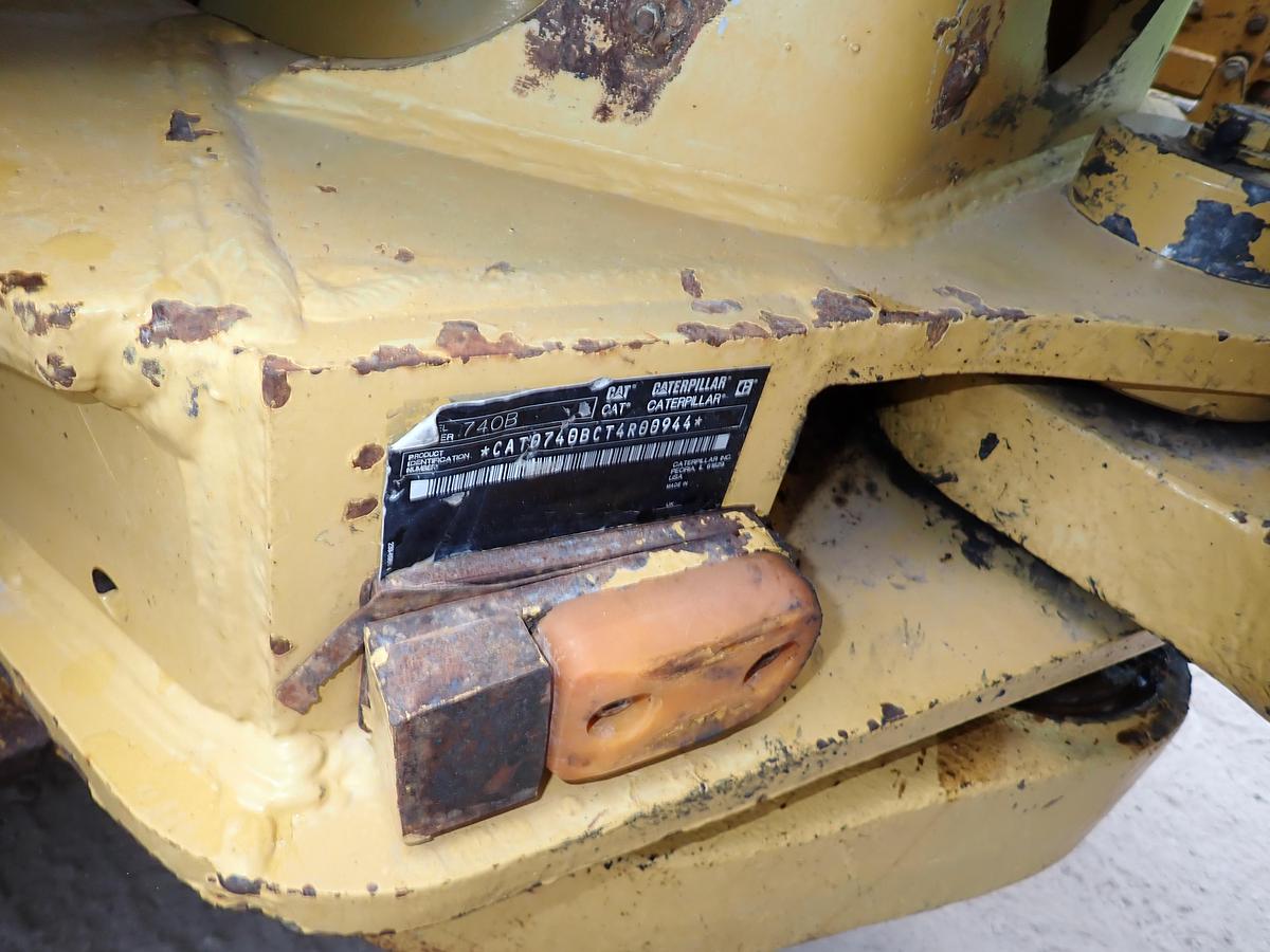 Used 2012 CAT 740B