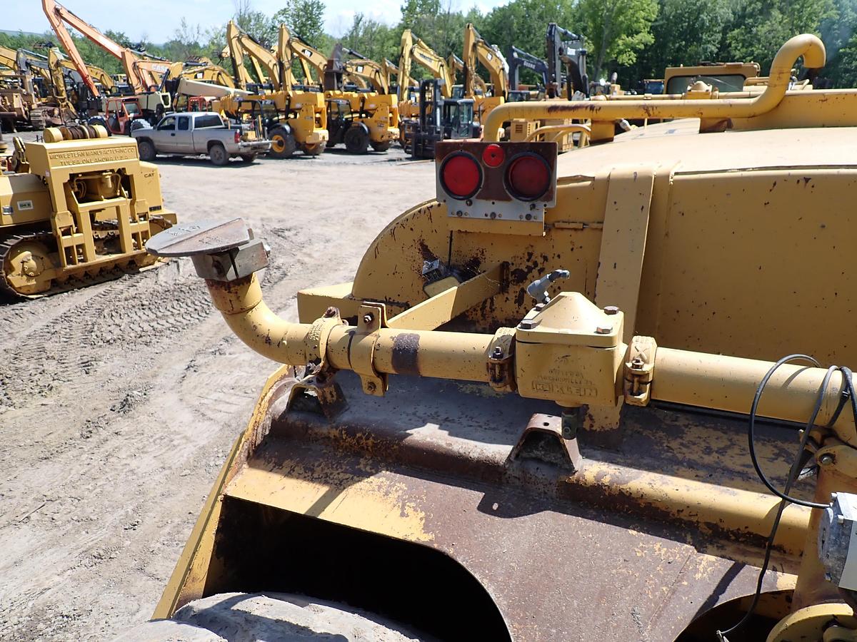 Used CAT 623B 8000 Gallon Water Wagon