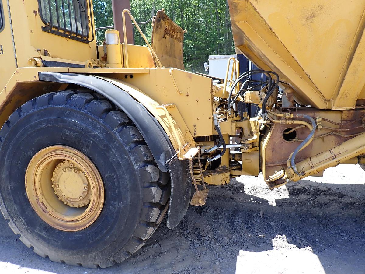 Used 1991 CAT D350D Articulated Haul Truck