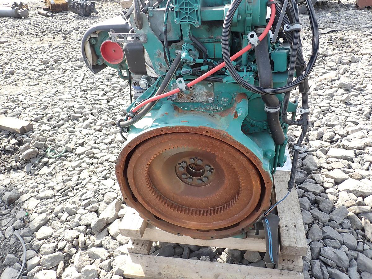 Used 2008 Volvo D6E LBE3 Diesel Engine L70F Loader