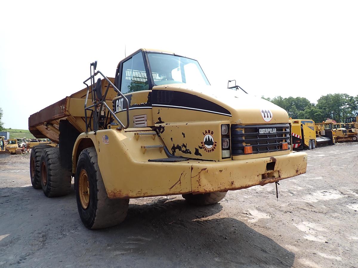 Used 2006 CAT 735