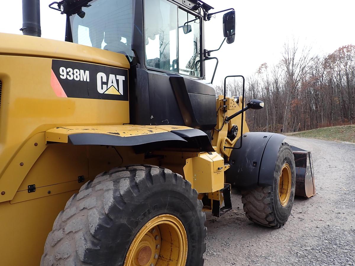 Used 2019 CAT 938M