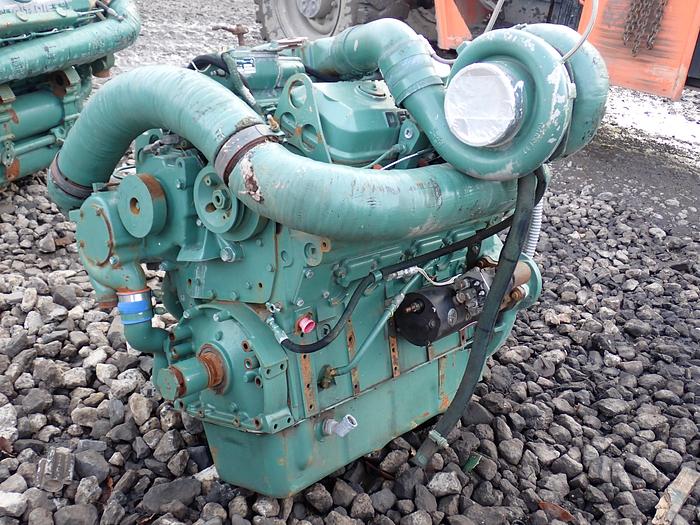 Used Detroit Diesel 8V71T MILITARY Engine 440 HP UNUSED SURPLUS
