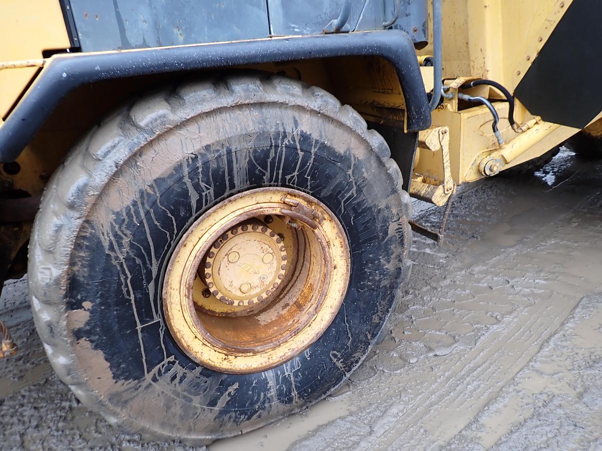 Used 2000 John Deere 300C Articulated Haul Truck