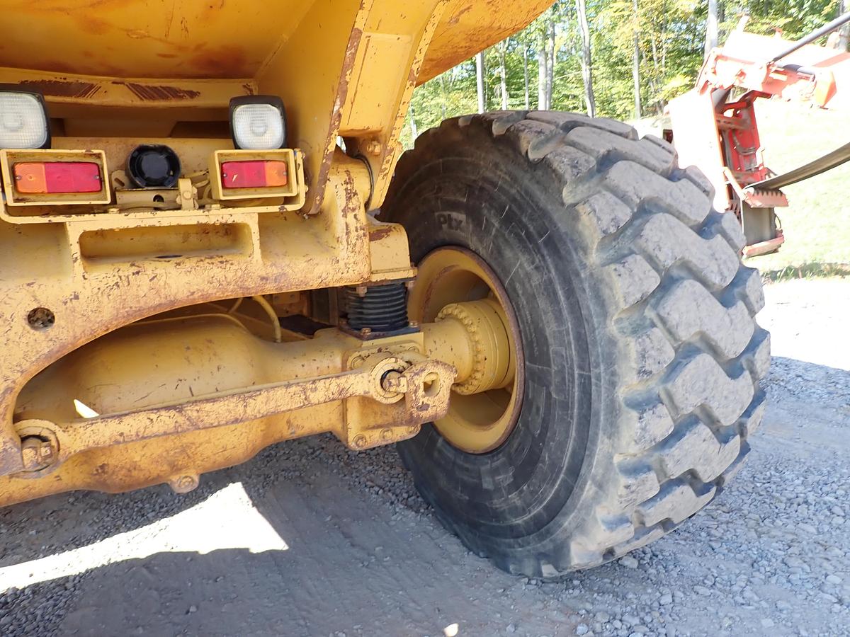 Used 2004 CAT 735 Articulated Haul Truck