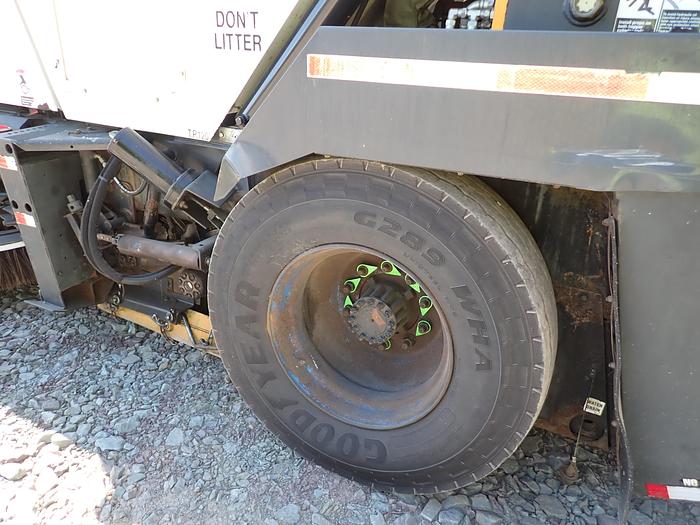 Used 2015 Global M4 Sweeper