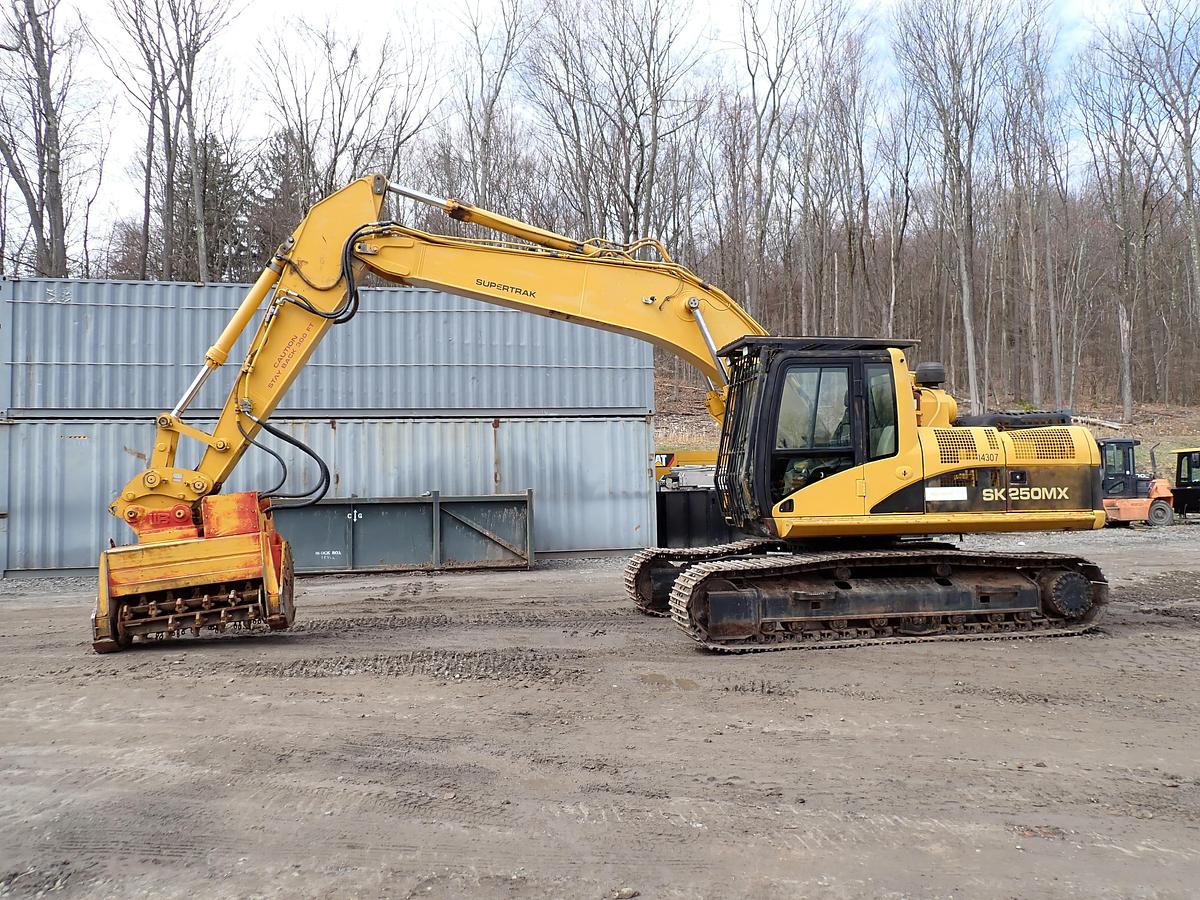 Used 2004 Supertrak SK250MX Forestry Mulcher FECON 