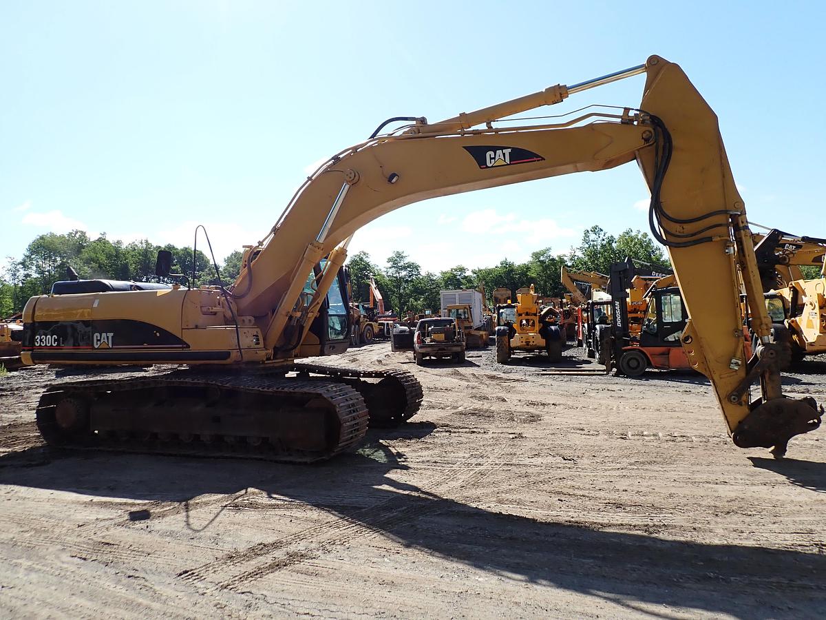 Used 2005 CAT 330CL Hydraulic Excavator