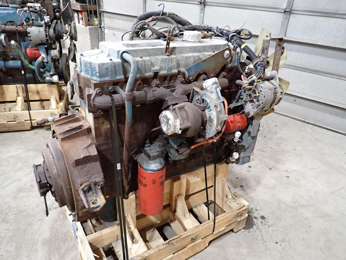 Used 1998 International DT530E Diesel Engine 275 HP 23K ORIGINAL MILES!