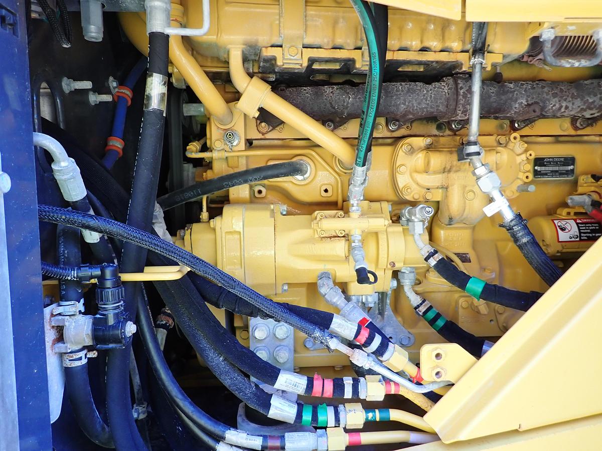 Used 2019 John Deere 744L Wheel Loader QUICK COUPLER!