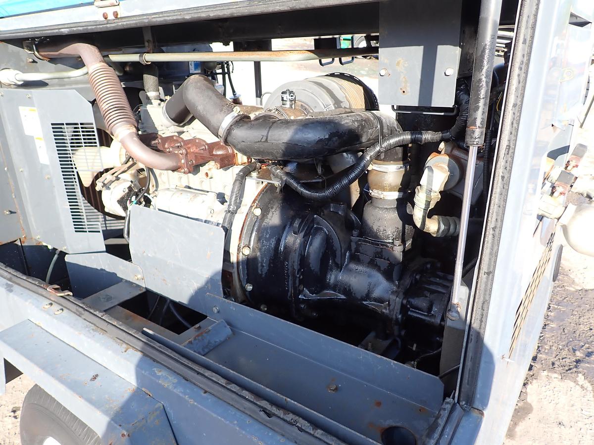 Used 2002 Airman PDS185S 185 CFM Air Compressor