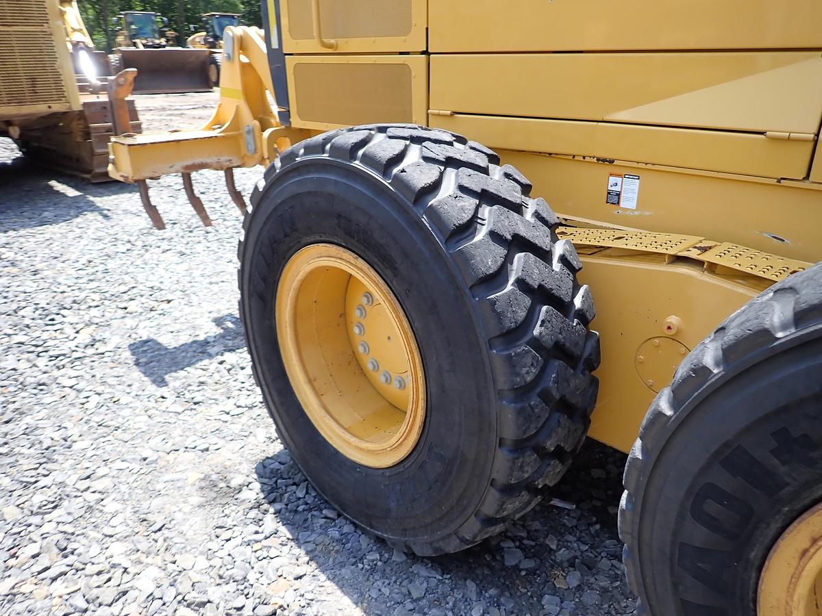 Used 2016 John Deere 772GP Motor Grader w/ GPS