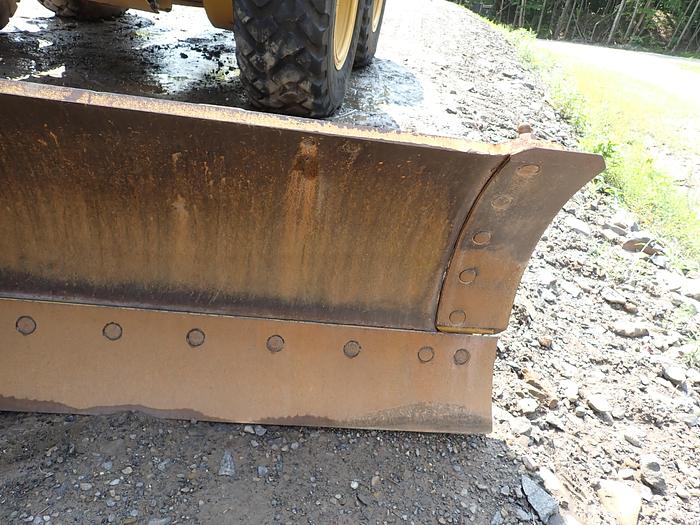Used 2015 CAT 120M2 AWD