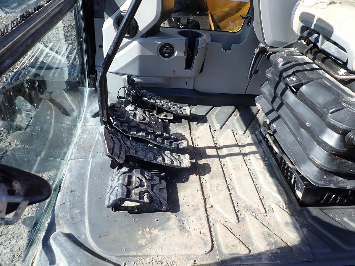 Used 2019 CAT 349FL Excavator Q/C Aux. Hydraulics