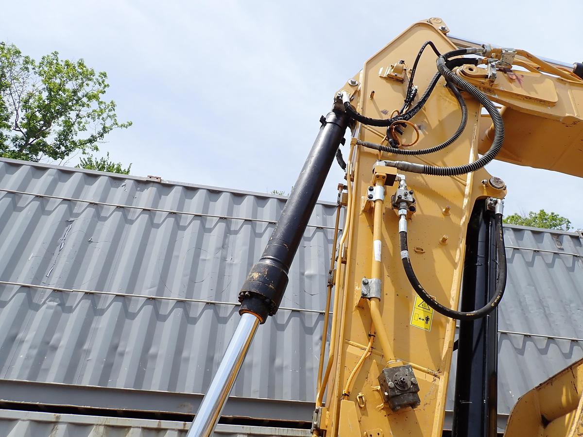 Used 2022 CAT 323 Excavator HYDRAULIC THUMB! 