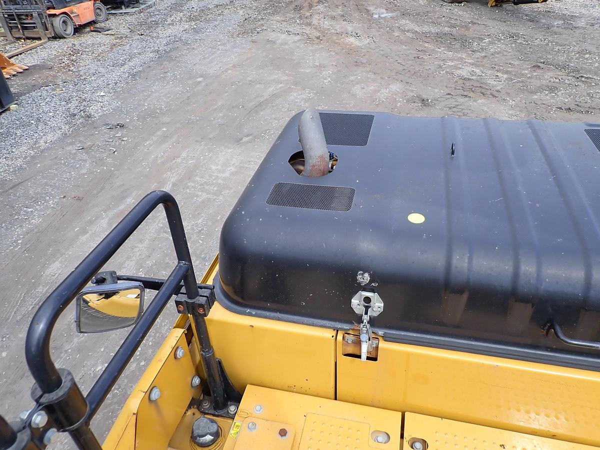 Used 2015 CAT 329FL Hydraulic Excavator 